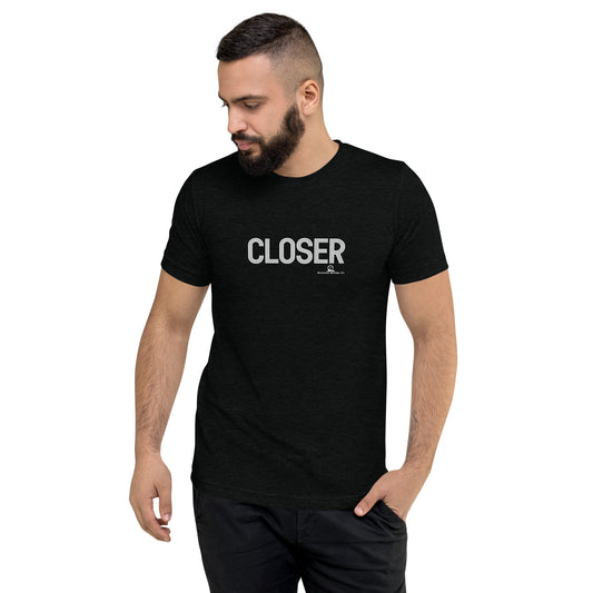 "CLOSER" Short sleeve t-shirt